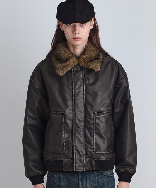 tk.TAKEO KIKUCHI(ティーケータケオキクチ)の「ヴィンテージライク衿フェイクファーブルゾン(ブルゾン・メンズ・ブラック/ダークブラウン系/ブラック系・01/02/03)」の13枚目の写真
