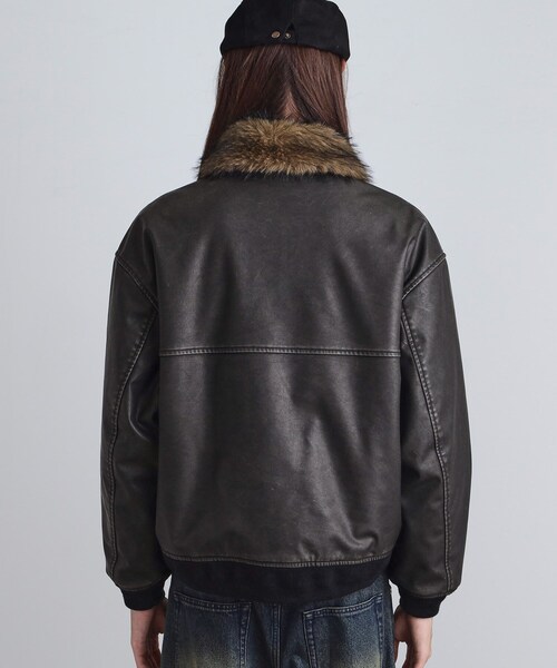 tk.TAKEO KIKUCHI(ティーケータケオキクチ)の「ヴィンテージライク衿フェイクファーブルゾン(ブルゾン・メンズ・ブラック/ダークブラウン系/ブラック系・01/02/03)」の15枚目の写真