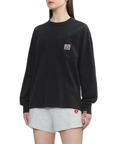 A BATHING APE（アベイシングエイプ）の「LONG SLEEVE POCKET T-SHIRT（Tシャツ/カットソー・レディース・レッド/ブラック/アイボリー・FREE）」の8枚目の写真