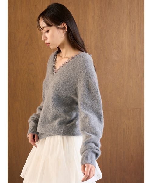 SNIDEL(スナイデル)の「フォックス衿レースプルオーバー(ニット/セーター・レディース・アイボリー/ライラック/グレー・F)」の10枚目の写真