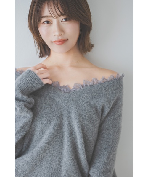 SNIDEL(スナイデル)の「フォックス衿レースプルオーバー(ニット/セーター・レディース・アイボリー/ライラック/グレー・F)」の19枚目の写真