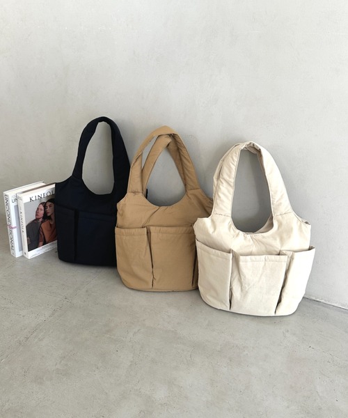 MYMOOD.(マイムード)の「【A4収納可】多ポケットナイロントートバッグ(トートバッグ・レディース・ベージュ/ネイビー/ピンク/ブラック/ライトベージュ・FREE)」の21枚目の写真