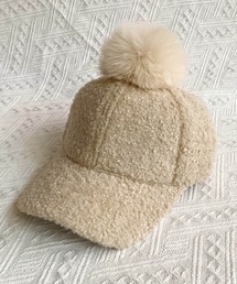 M y u（ミュー）の「【ZOZO限定アイテム】ぽんぽんファーキャップ（キャップ）」
