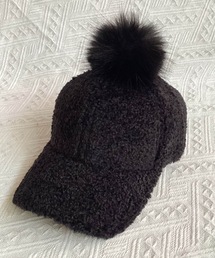 M y u（ミュー）の「【ZOZO限定アイテム】ぽんぽんファーキャップ（キャップ）」