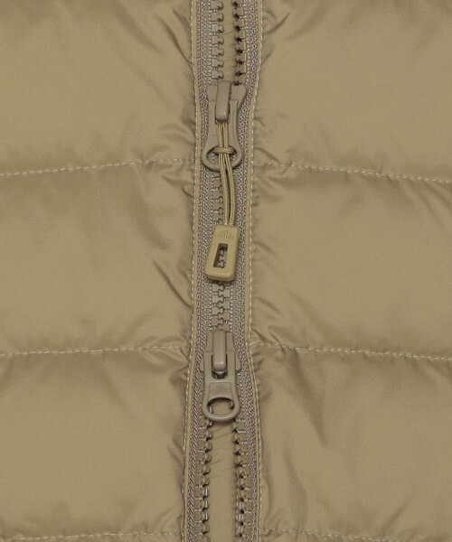 DANTON（ダントン）の「MEN'S NYLON TAFFETA MIDDLE DOWN HOODED JACKET（ダウンジャケット/コート・メンズ・ブラック/グレー系その他/ベージュ・L/XL/M/S/XXL/XS）」の17枚目の写真