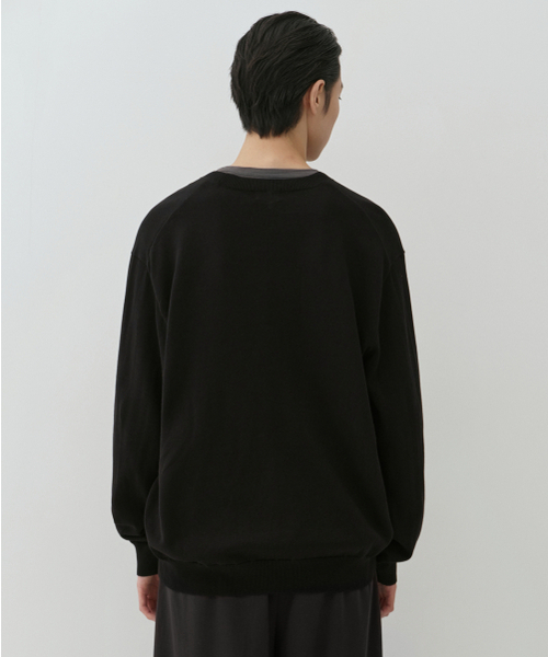 MUSINSA STANDARD（ムシンサスタンダード）の「ウォッシャブルスーピマコットンクルーネックニット[ブラック]（ニット/セーター・メンズ・その他・SMALL/MEDIUM/LARGE/X-LARGE/XX-LARGE）」の4枚目の写真