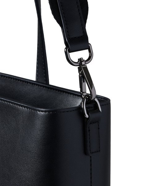 MUSINSA STANDARD(ムシンサスタンダード)の「シンセティックレザーエッセンシャルトートバッグ(トートバッグ・レディース・その他・FREE)」の8枚目の写真