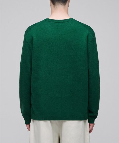 MUSINSA STANDARD（ムシンサスタンダード）の「ミニマルクルーネックニット [ジョリーグリーン]（ニット/セーター・メンズ・その他・SMALL/MEDIUM/LARGE/X-LARGE/XX-LARGE）」の3枚目の写真