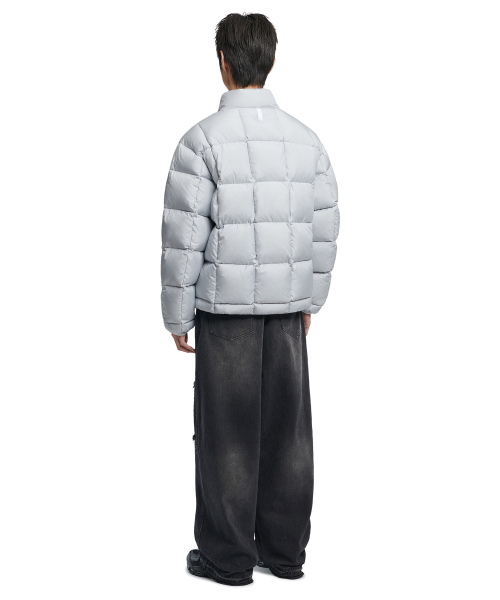 NOMANUAL(NOMANUAL)の「QUBE DUCK DOWN - LIGHT GRAY(ダウンジャケット/コート・レディース・その他・SMALL/MEDIUM/LARGE/X-LARGE)」の4枚目の写真