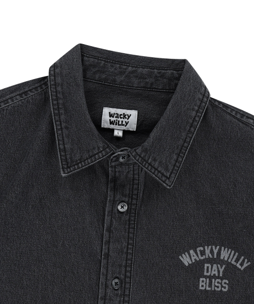 Wacky WiLLy(ワッキーウィリー)の「タイポウォッシングオーバーサイズデニムシャツブラック(シャツ/ブラウス・レディース・その他・LARGE/X-LARGE/SMALL/MEDIUM)」の4枚目の写真