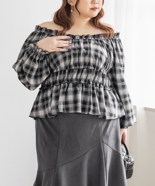CLETTE(クレット)の「CLETTEオリジナル2WAYチェック柄フリルブラウス(シャツ/ブラウス・レディース・ブラウン/グレー/ブラック・LL/3L/4L)」の4枚目の写真