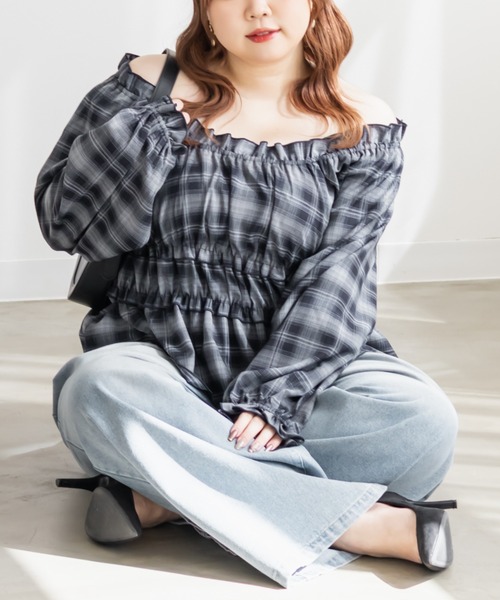 CLETTE(クレット)の「CLETTEオリジナル2WAYチェック柄フリルブラウス(シャツ/ブラウス・レディース・ブラウン/グレー/ブラック・LL/3L/4L)」の11枚目の写真