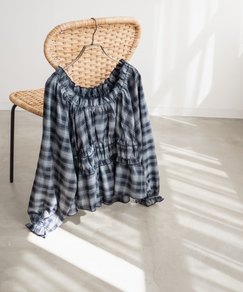 CLETTE(クレット)の「CLETTEオリジナル2WAYチェック柄フリルブラウス(シャツ/ブラウス・レディース・ブラウン/グレー/ブラック・LL/3L/4L)」の17枚目の写真