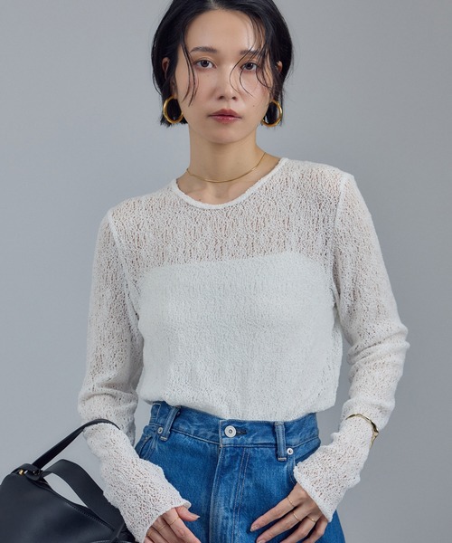 SALON adam et rope'(サロン アダム エ ロペ)の「カーリーレースロングスリーブTシャツ(Tシャツ/カットソー・レディース・ホワイト/ブラック/ベージュ系その他・FREE)」の2枚目の写真