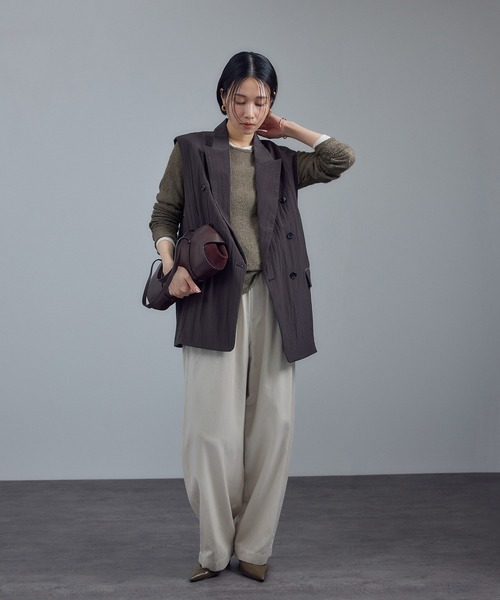 SALON adam et rope'(サロン アダム エ ロペ)の「カーリーレースロングスリーブTシャツ(Tシャツ/カットソー・レディース・ホワイト/ブラック/ベージュ系その他・FREE)」の8枚目の写真