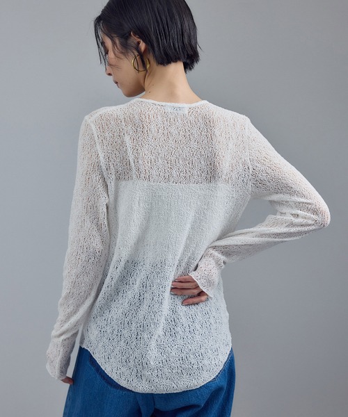 SALON adam et rope'(サロン アダム エ ロペ)の「カーリーレースロングスリーブTシャツ(Tシャツ/カットソー・レディース・ホワイト/ブラック/ベージュ系その他・FREE)」の13枚目の写真