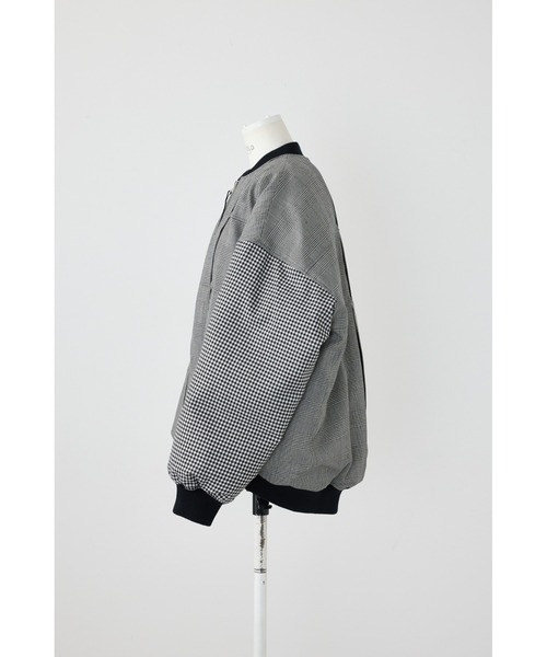 ENFOLD（エンフォルド）の「モノトーンチェック タックMA-1ブルゾン（MA-1・レディース・ブラック・38）」の7枚目の写真