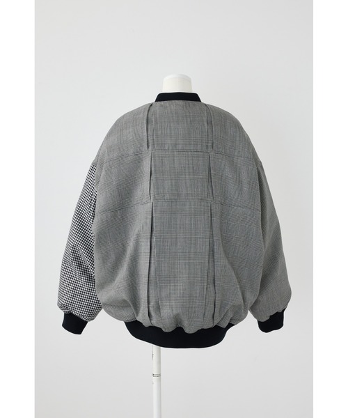 ENFOLD（エンフォルド）の「モノトーンチェック タックMA-1ブルゾン（MA-1・レディース・ブラック・38）」の8枚目の写真