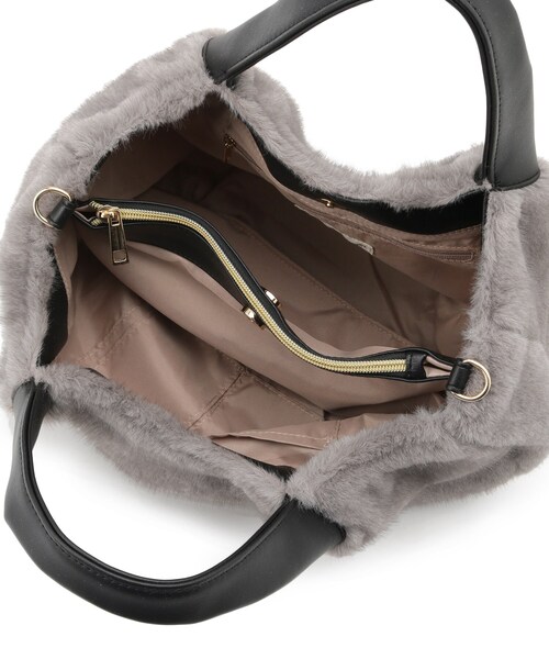 SHOO・LA・RUE（シューラルー）の「ファー2層2WAYトートバッグ（トートバッグ・レディース・グレー/ベージュ/ダークブラウン系・00）」の17枚目の写真