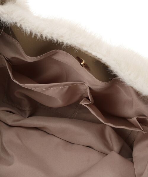 SHOO・LA・RUE（シューラルー）の「ファー2層2WAYトートバッグ（トートバッグ・レディース・グレー/ベージュ/ダークブラウン系・00）」の22枚目の写真