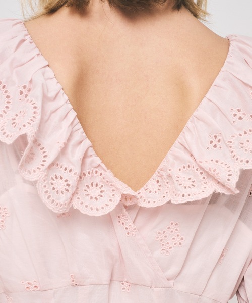 DEICY（デイシー）の「コットンボイルフラワーワンピース（ワンピース・レディース・ライトブルー/オフホワイト/レッド/ピンク・0/1）」の6枚目の写真