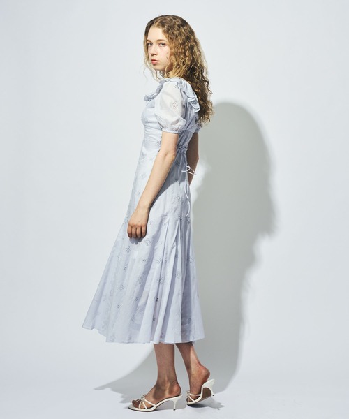 DEICY（デイシー）の「コットンボイルフラワーワンピース（ワンピース・レディース・ライトブルー/オフホワイト/レッド/ピンク・0/1）」の17枚目の写真