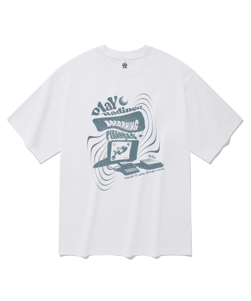 RADINEO(ラディネオ)の「プレイ 半袖Tシャツ ホワイト(Tシャツ/カットソー・メンズ・その他・SMALL/MEDIUM/LARGE/X-LARGE)」の1枚目の写真