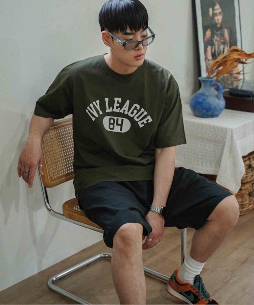 THE MILE（ザマイル）の「IVY LEAGUE GARMENTS CREW [KHAKI]（Tシャツ/カットソー・メンズ・その他・SMALL/MEDIUM/LARGE/X-LARGE/X-SMALL）」の4枚目の写真