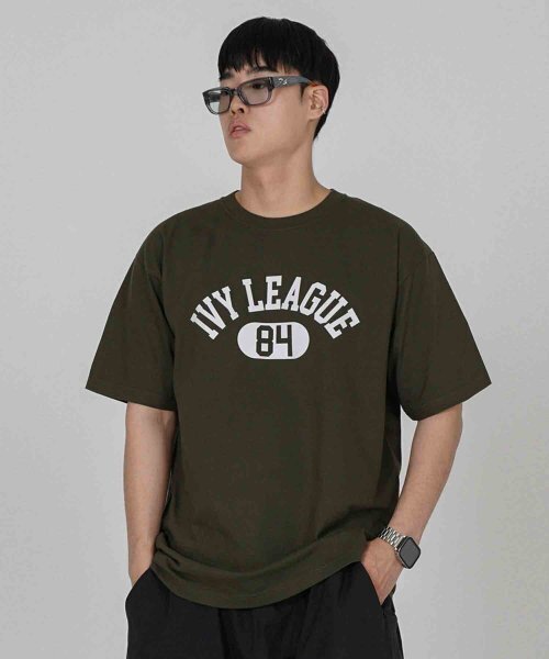 THE MILE（ザマイル）の「IVY LEAGUE GARMENTS CREW [KHAKI]（Tシャツ/カットソー・メンズ・その他・SMALL/MEDIUM/LARGE/X-LARGE/X-SMALL）」の5枚目の写真