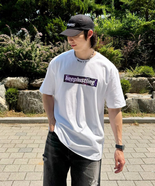 KEEPHUSTLING(キープハッスリング)の「トロピカルボックスロゴ半袖Tシャツ(ホワイト)(Tシャツ/カットソー・レディース・ホワイト・MEDIUM/LARGE)」の5枚目の写真