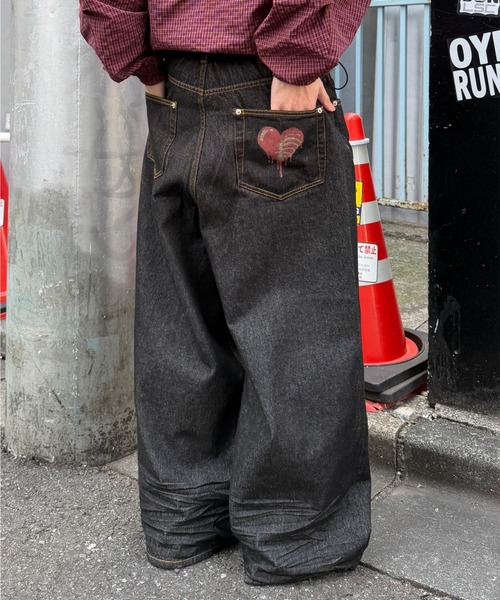 ADAMASTE（アダマスト）の「Skeleton Heart Logo Buggy Rigid  Denim Pants - スケルトンハートロゴバギーリジットデニムパンツ（デニムパンツ・メンズ・ブラック/インディゴブルー・MEDIUM/LARGE）」の5枚目の写真