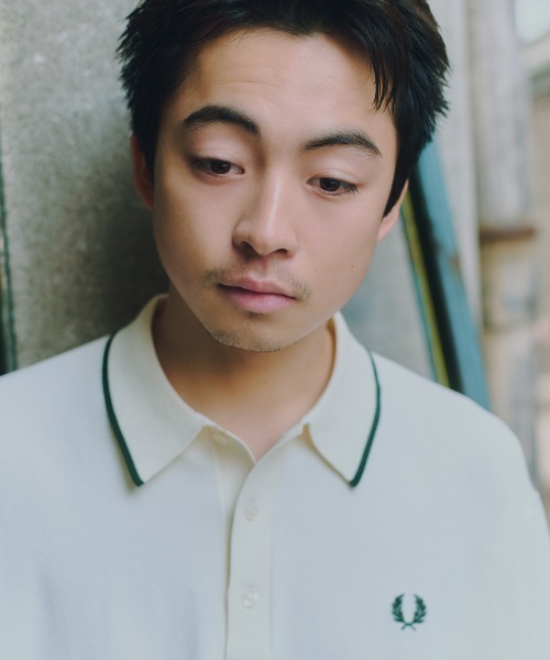 單條紋飾邊夏季針織POLO衫