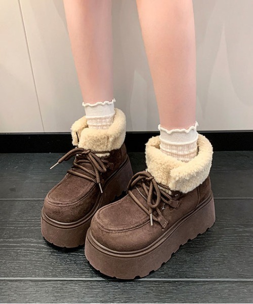 WEGO（ウィゴー）の「WEGO/厚底ムートンボアショートブーツ（その他シューズ・レディース・ダークブラウン/キャメル・LARGE/MEDIUM）」の18枚目の写真