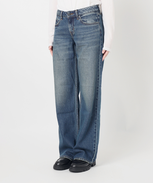 JOURNAL STANDARD（ジャーナルスタンダード）の「別注【LEVI’S(R)/リーバイス(R)】 for JS LOW LOOSE 31（デニムパンツ・レディース・ライトブルー・29/28/27/26/25/24/23）」の14枚目の写真