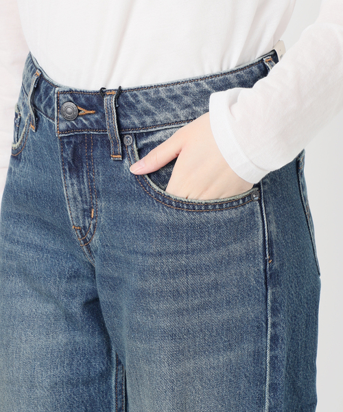 JOURNAL STANDARD（ジャーナルスタンダード）の「別注【LEVI’S(R)/リーバイス(R)】 for JS LOW LOOSE 31（デニムパンツ・レディース・ライトブルー・29/28/27/26/25/24/23）」の22枚目の写真