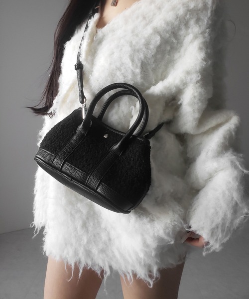 me+em select(ミームセレクト)の「【 ショルダーにできる2WAY 】テディボアミニショルダーバッグ / teddy boa mini shoulder bag(ハンドバッグ・レディース・ブラック/アイボリー・FREE)」の8枚目の写真
