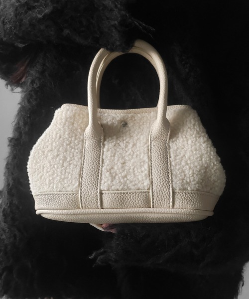 me+em select(ミームセレクト)の「【 ショルダーにできる2WAY 】テディボアミニショルダーバッグ / teddy boa mini shoulder bag(ハンドバッグ・レディース・ブラック/アイボリー・FREE)」の10枚目の写真