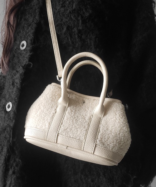 me+em select(ミームセレクト)の「【 ショルダーにできる2WAY 】テディボアミニショルダーバッグ / teddy boa mini shoulder bag(ハンドバッグ・レディース・ブラック/アイボリー・FREE)」の13枚目の写真