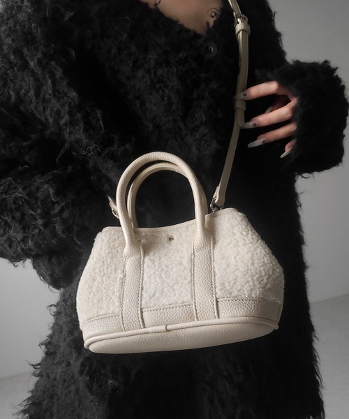 me+em select(ミームセレクト)の「【 ショルダーにできる2WAY 】テディボアミニショルダーバッグ / teddy boa mini shoulder bag(ハンドバッグ・レディース・ブラック/アイボリー・FREE)」の15枚目の写真