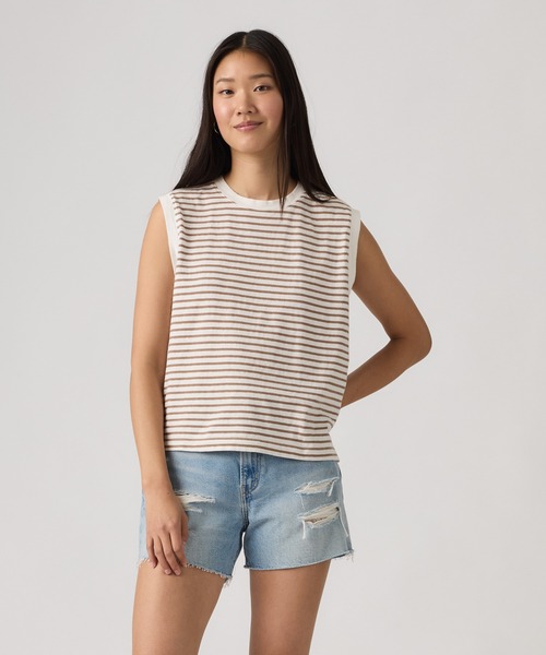 Levi's(リーバイス)の「Levi's/リーバイス BOXY ノースリーブ(タンクトップ・レディース・ブラウン・XS/S/M)」の2枚目の写真