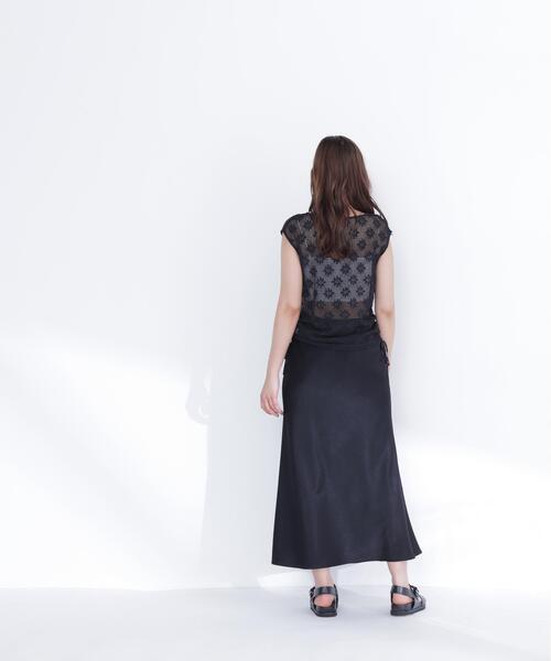 NATURAL BEAUTY BASIC(ナチュラルビューティーベーシック)の「◇バイアスサテンナロースカート(スカート・レディース・オフホワイト/イエロー/ブラウン/ブラック/ホワイト系その他2・MEDIUM/P/S)」の16枚目の写真
