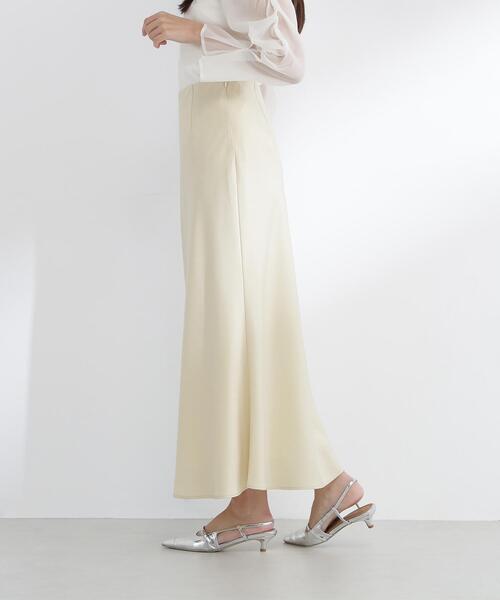 NATURAL BEAUTY BASIC（ナチュラルビューティーベーシック）の「◇バイアスサテンナロースカート（スカート・レディース・オフホワイト/イエロー/ブラウン/ブラック/ホワイト系その他2・MEDIUM/P/S）」の7枚目の写真