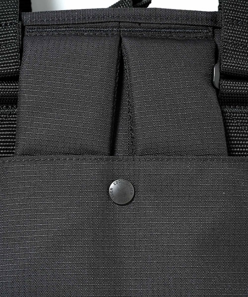 Eddie Bauer（エディーバウアー）の「コーデュラ 3WAYバッグ（バックパック/リュック・メンズ・ブラック/カーキオリーブ・F）」の6枚目の写真