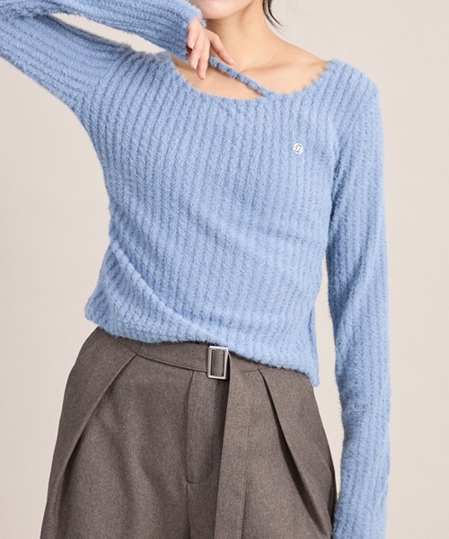 apres jour mignon(アプレジュールミニョン)の「デザインふわふわトップス(ニット/セーター・レディース・ブラック/ブルー/オフホワイト・LARGE/フリー)」の3枚目の写真