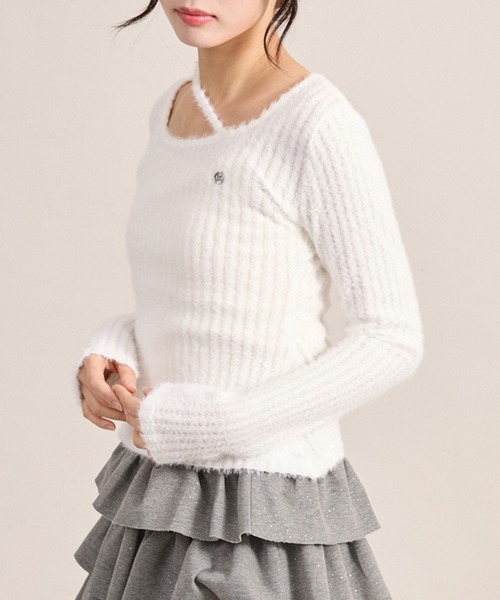 apres jour mignon(アプレジュールミニョン)の「デザインふわふわトップス(ニット/セーター・レディース・ブラック/ブルー/オフホワイト・LARGE/フリー)」の7枚目の写真