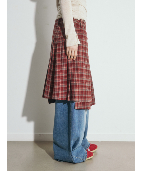 OAFISH（オアフィッシュ）の「LAYERED CHECK PLEATS WRAP SKIRT, RED（スカート・レディース・その他・ONE SIZE）」の11枚目の写真