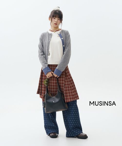 OAFISH（オアフィッシュ）の「LAYERED CHECK PLEATS WRAP SKIRT, RED（スカート・レディース・その他・ONE SIZE）」の7枚目の写真