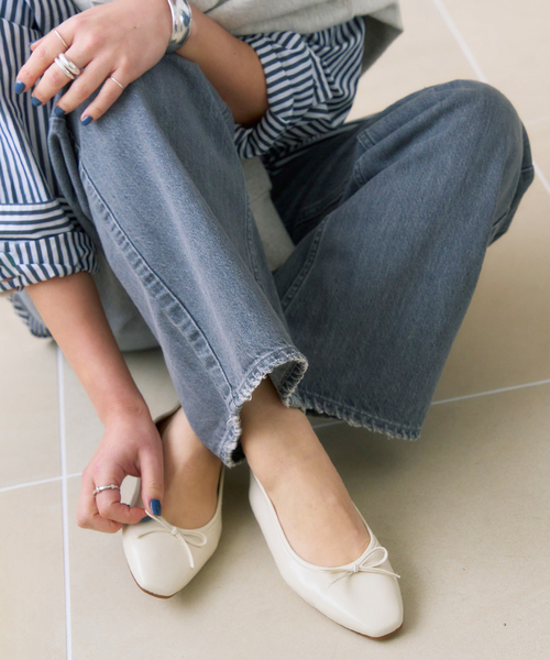 LE TALON（ルタロン）の「《追加》フレンチスクエアバレエ（バレエシューズ・レディース・アイボリー/ブラウン系その他/イエロー/ブラック系その他・22.5cm/22cm/21.5/25cm/24.5cm/24cm/23.5cm/23cm/26cm）」の2枚目の写真