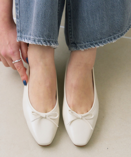 LE TALON（ルタロン）の「《追加》フレンチスクエアバレエ（バレエシューズ・レディース・アイボリー/ブラウン系その他/イエロー/ブラック系その他・22.5cm/22cm/21.5/25cm/24.5cm/24cm/23.5cm/23cm/26cm）」の5枚目の写真