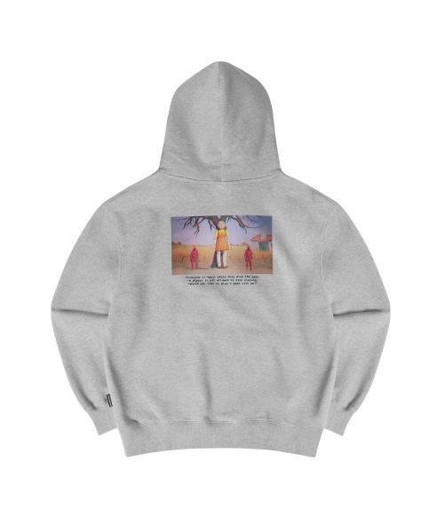 BORN TO WIN（ボーントゥウィン）の「SQUID GAME CHARACTER HOODIE [MELANGE GREY]（パーカー・メンズ・その他・1/2）」の2枚目の写真